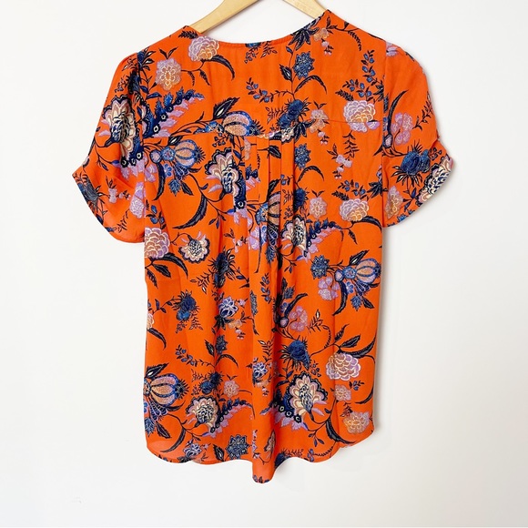 COPY - DR2 Coral and Blue, Short Sleeves, V neck blouse size Medium, Casual blo… - Picture 4 of 5